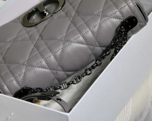 Replica Dior M9242 Medium Quilted Macrocannage Calfskin Gray 4