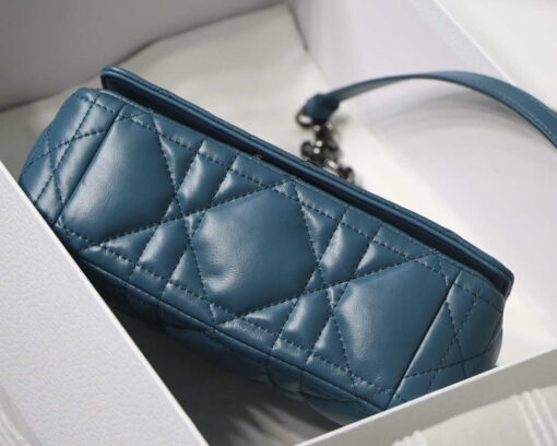Replica Dior M9241 Small Quilted Macrocannage Calfskin Lake Blue 6