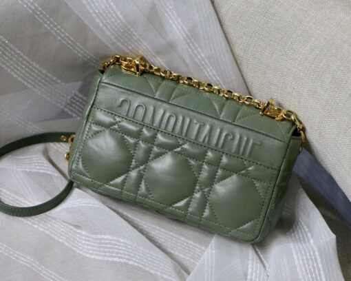 Replica Dior M9241 Small Quilted Macrocannage Calfskin Green 4