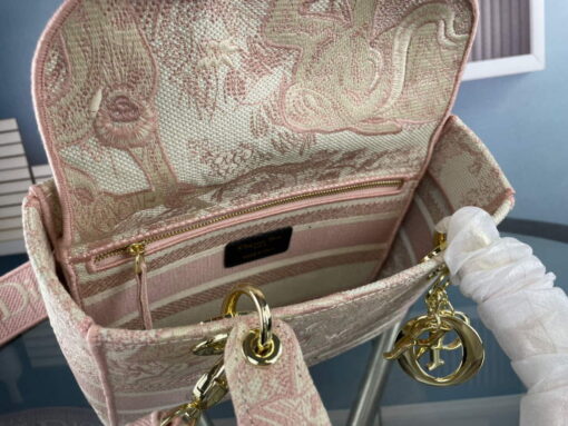 Replica Dior M0565 Medium Lady D-Life Bag Pink Toile de Jouy Embroidery 6