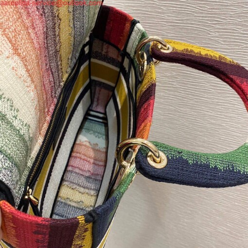 Replica Dior M0565 Medium Lady D-lite Embroidery Bag colourful 7
