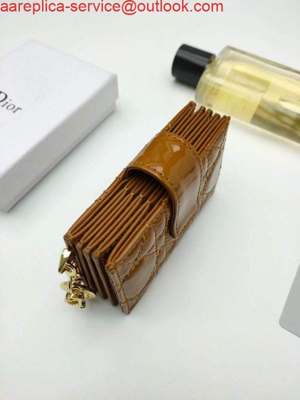 Replica Dior S0074 Wallet Lady dior 5-Gusset card holder Brown Patent Cannage Calfskin 3 Replica Dior S0074 Wallet Lady dior 5-Gusset card holder Brown Patent Cannage Calfskin 3