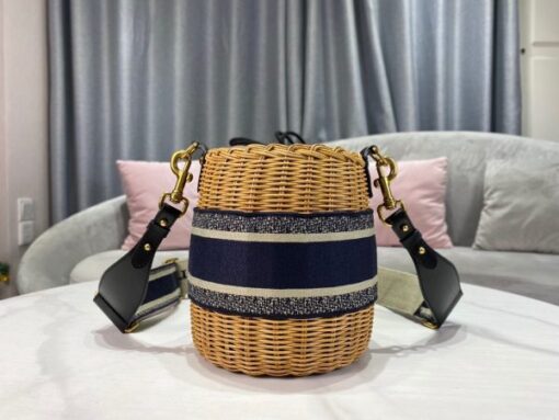 Replica Dior M7600 Dior Wicker Basket Shoulder Bag Blue Oblique 2