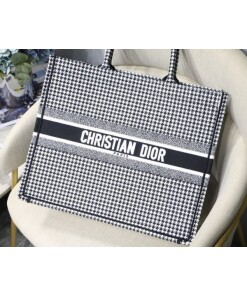 Replica Dior Book Tote M1286 Black and White Houndstooth Embroidery