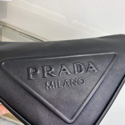 Replica Prada Leather Prada Triangle shoulder bag 1BH190 Black 3