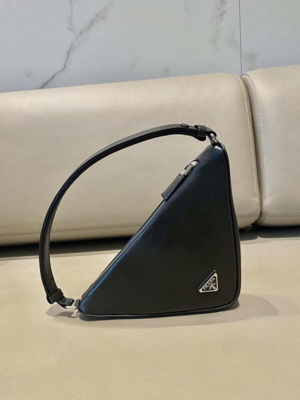 Replica Prada 1NQ043 Triangle leather pouch Black 3