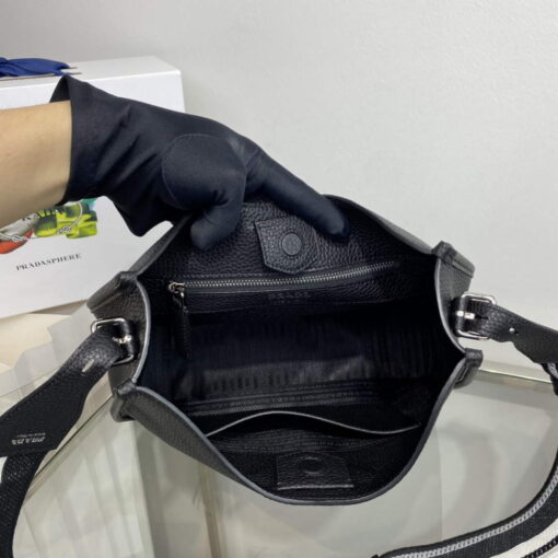 Replica Prada Leather hobo bag 1BC073 In Black 7