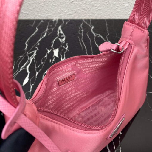 Replica Prada 1NE515 Re-Nylon Re-Edition 2000 mini-bag Pink 6