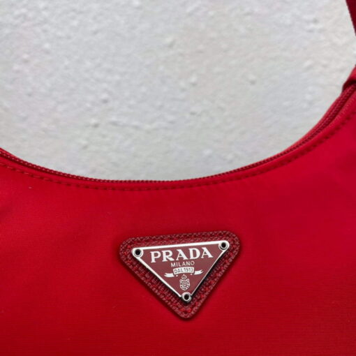 Replica Prada 1NE515 Re-Nylon Re-Edition 2000 mini-bag Red 4