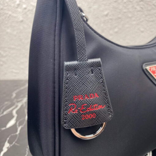 Replica Prada 1NE515 Re-Nylon Re-Edition 2000 mini-bag black red 5