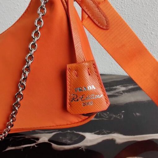 Replica Prada 1BH204 Prada Re-Edition 2005 Nylon Bag Orange 5