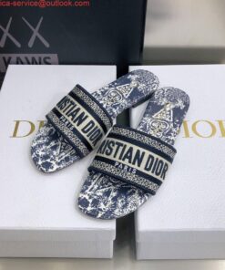 Replica Dior Women’s Slippers Designer Dior Sandals Flats Shoes D81207 2