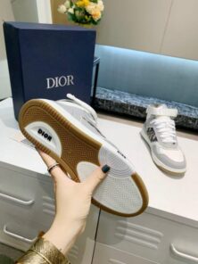 Replica Dior 3SH132 B27 High Top Sneaker Gray and white Calfskin With Oblique Jacquard 2