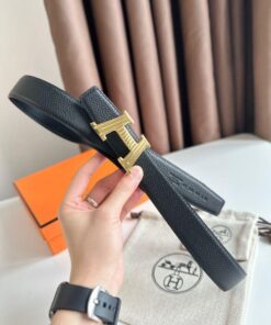 Replica Hermes H Take Off Reversible Belt 32MM in Black Clemence Leather 2