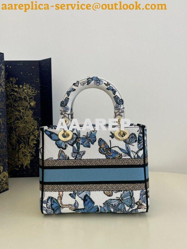 Replica Dior Medium Lady D-Lite Bag White and Pastel Midnight Blue Toi 9