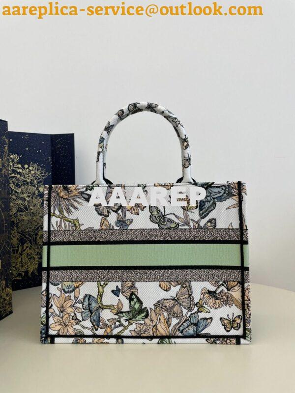 Replica Dior Book Tote bag in White Toile de Jouy Mexico Embroidery 10