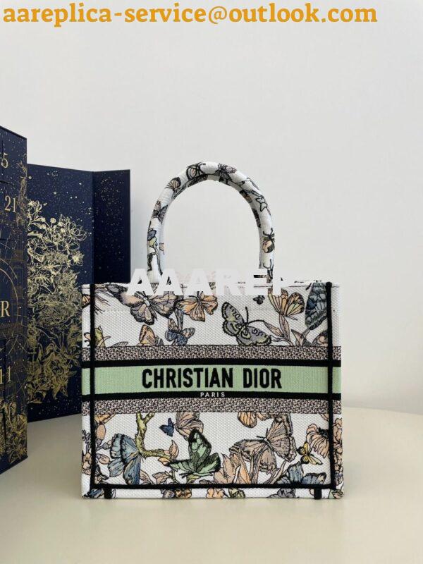 Replica Dior Book Tote bag in White Toile de Jouy Mexico Embroidery 12