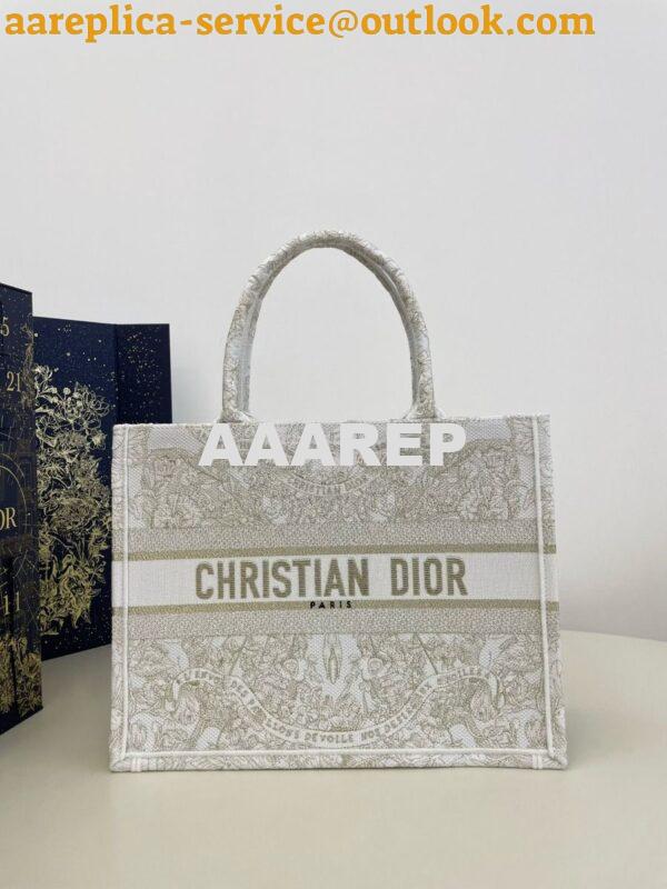 Replica Dior Book Tote bag in Gold-Tone and White Butterfly Around The 12
