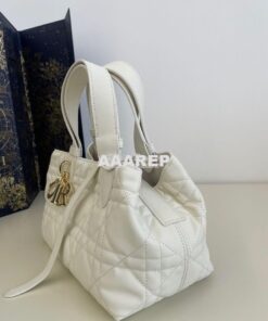 Replica Dior Small Toujours Bag in Macrocannage Calfskin M2822O Latte 2