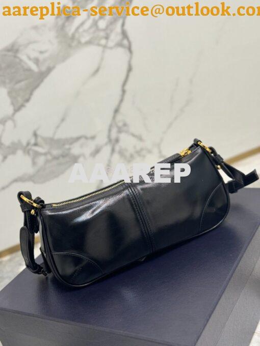 Replica Prada Re-Edition 2002 medium leather shoulder bag 1BC221 Black 12