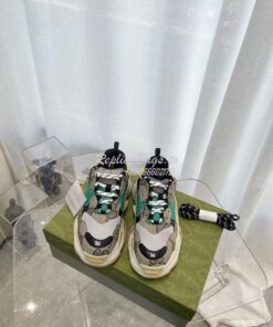 Replica Gucci x Balenciaga Men Women's The Hacker Project Triple S Sne 2