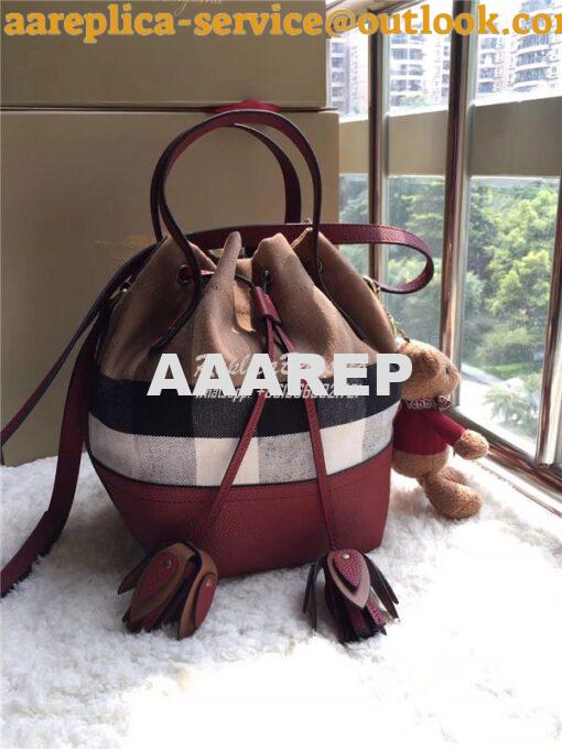 Replica Burberry Medium Canvas Check and Leather Bucket Bag in wine re 10