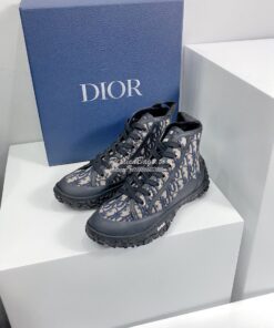 Replica Dior B28 Men/Women High-Top Sneaker Beige and Black Dior Obliq 2