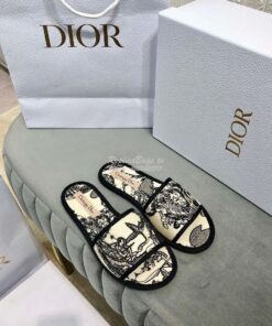 Replica Dior Chez Moi Slide Black and White Dior Zodiac Embroidered Co 2