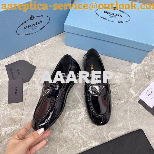 Replica Prada Patent Leather Loafers 1D262M Black 4