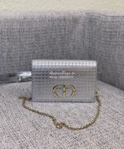 Replica Dior 30 Montaigne 2-in-1 Pouch in Metallic Silver Microcannage