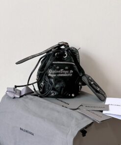 Replica Balenciaga Le Cagole XS Bucket Bag in Arena Lambskin 7024311 B 2