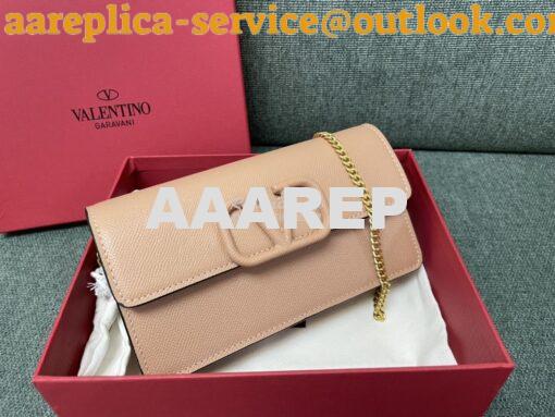 Replica Valentino VLogo Signature Grainy Calfskin Wallet With Chain 5W
