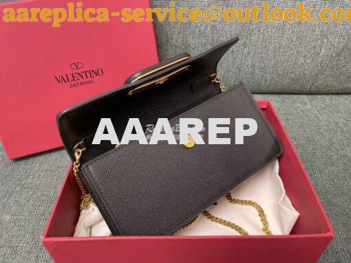 Replica Valentino VLogo Signature Grainy Calfskin Wallet With Chain 5W 6