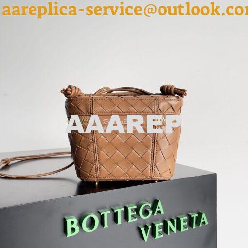 Replica Bottega Veneta BV Mini Intrecciato Vanity Case with Cross-Body 8