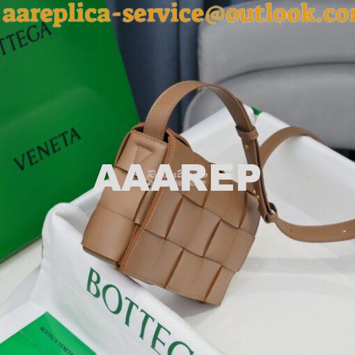 Replica Bottega Veneta BV Cassette Bag in Maxi Intreccio Bag 578004 Ca 3