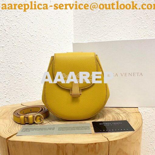 Replica Bottega Veneta Rounded Belt Bag 576643 Yellow