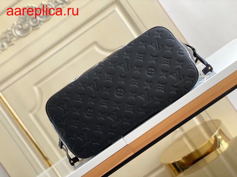 Replica Louis Vuitton Neverfull MM Bag Black Monogram Canvas M20921 Fake At  Cheap Price