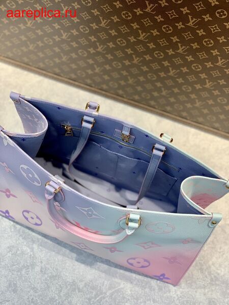 Louis Vuitton Escale Onthego GM Tote Bag