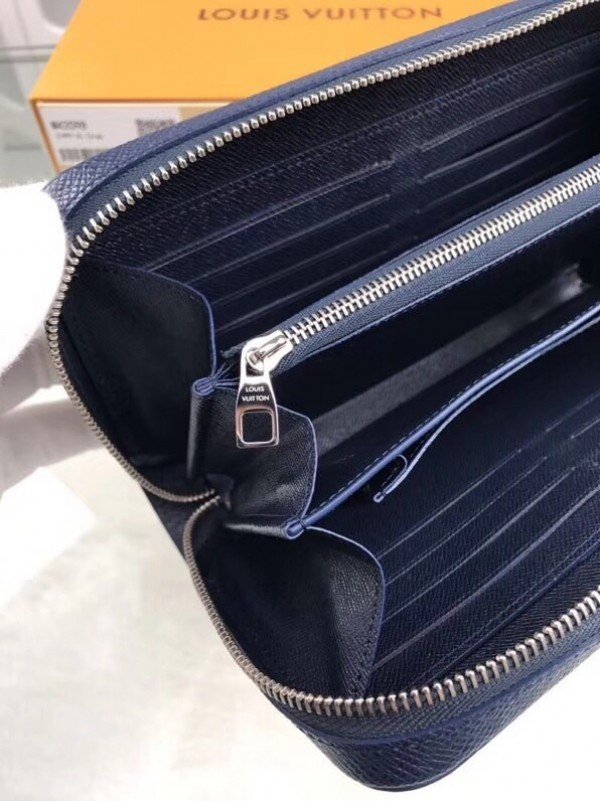 Louis Vuitton M42098 Zippy Xl Wallet Taiga Leather