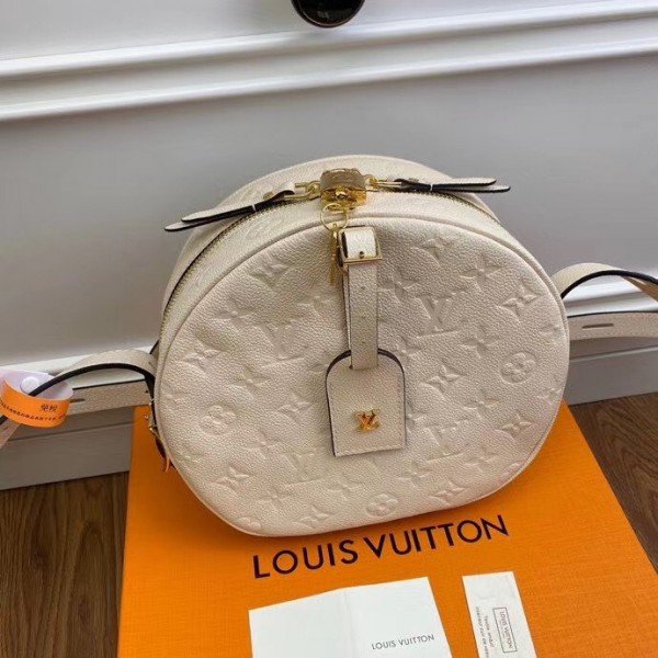 LOUIS VUITTON Boite Chapeau Souple MM Monogram Empreinte Shoulder Bag cream