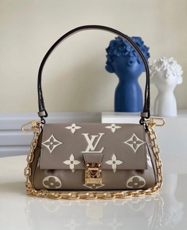 Replica Louis Vuitton Bumbag Bag Monogram Empreinte M44812 BLV495