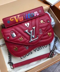 Replica Louis Vuitton Love Lock New Wave Chain Bag PM M53213 BLV624 2