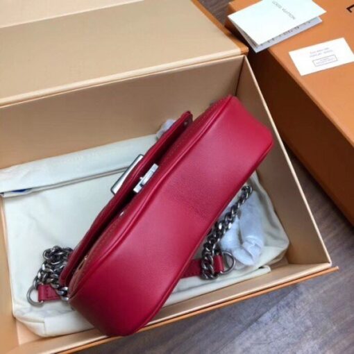 Replica Louis Vuitton Love Lock New Wave Chain Bag PM M53213 BLV624 4