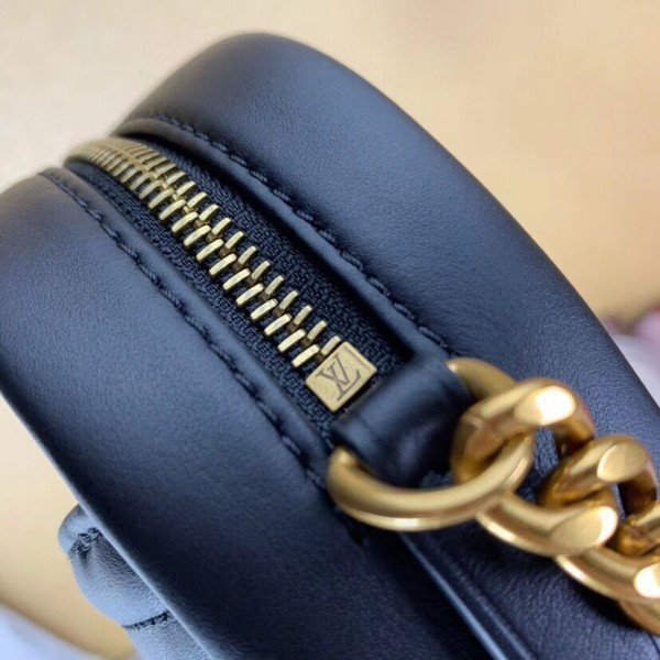 Louis Vuitton Wheel Box Bag M59706 Black - Replica Bags and Shoes