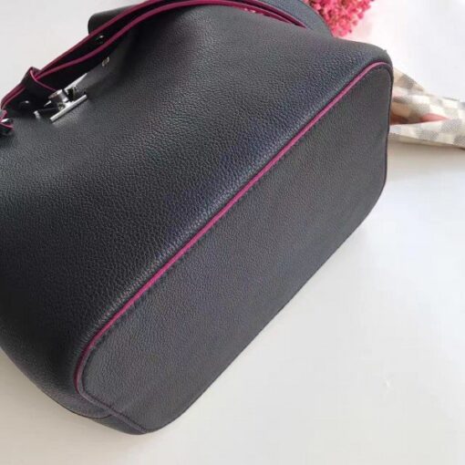 Replica Louis Vuitton Black Lockme Bucket Bag M54677 BLV759 5
