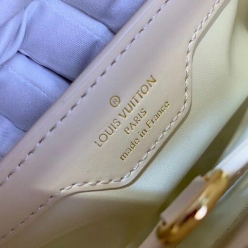 Replica Louis Vuitton Capucines BB Bag In Quilting Lambskin M55361 BLV818 7