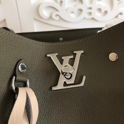 Replica Louis Vuitton Khaki Lockme Bucket Bag M55439 BLV796 4