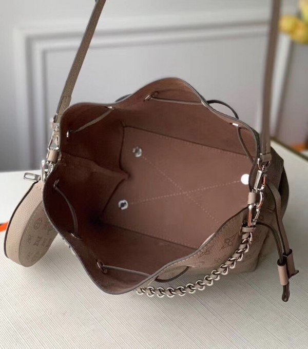 Replica Louis Vuitton M57201 Bella Bucket Bag in Mahina Calf