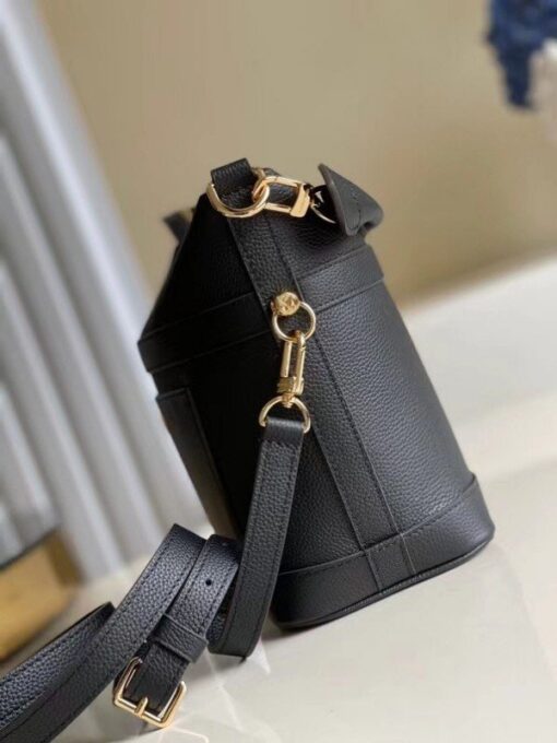 Replica Louis Vuitton Cruiser PM Bag In Black Leather M57934 BLV726 5