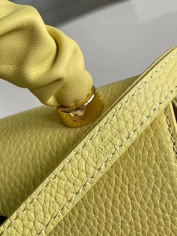 M58571 Louis Vuitton Taurillon Leather Twist PM-Yellow
